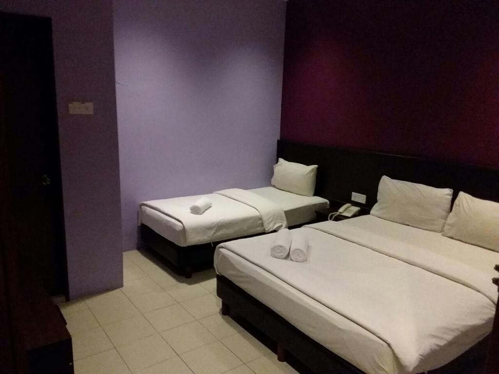 Bary Inn, Klia & Klia2 - 24 Hours Free Airport Pick-Up Sepang Exteriör bild