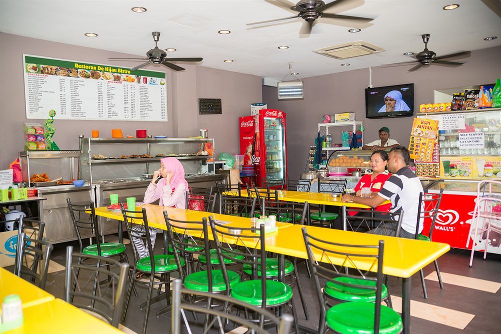 Bary Inn, Klia & Klia2 - 24 Hours Free Airport Pick-Up Sepang Exteriör bild